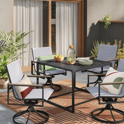  7'x10' Geometric Outdoor Rug Brown/White - Threshold™