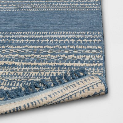  5' X 7' Fringe Outdoor Rug Blue Striped - Threshold™