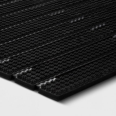  1'6"x2'6" Rubber Bristle Boot Scrapping Doormat - Threshold™