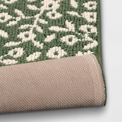  2'x3' Botanical Washable Accent Rug Fern Green - Threshold™