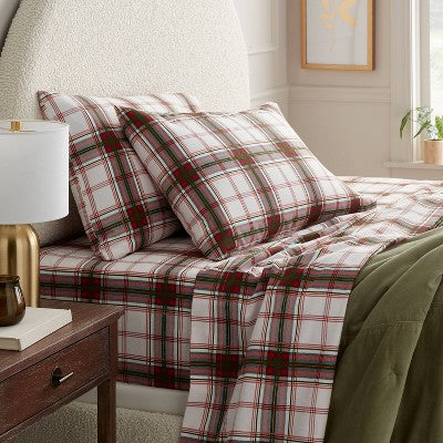  Holiday Flannel Sheet Set - Threshold™
