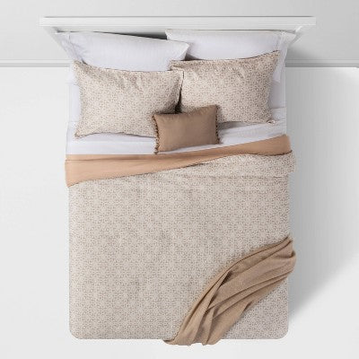  5pc Printed Geo Comforter Set Assorted Beiges - Threshold™