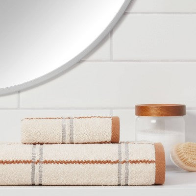  Modern Plaid Towel - Threshold™