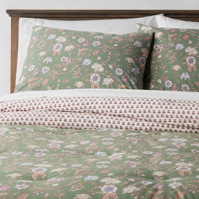  Boho Reversible Printed Comforter & Sham Set Green Floral - Threshold™
