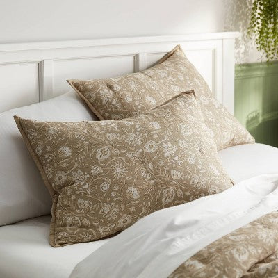  Standard Floral Print Trad Cotton Voile Lofty Quilt Sham Green - Threshold™