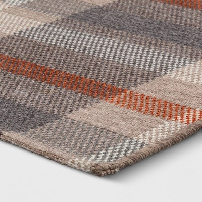  1'8"x2'10" Washable Fall Checkered Accent Rug Tan - Threshold™