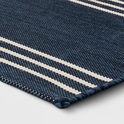  4' X 6' Outdoor Rug Stripe Navy - Threshold™