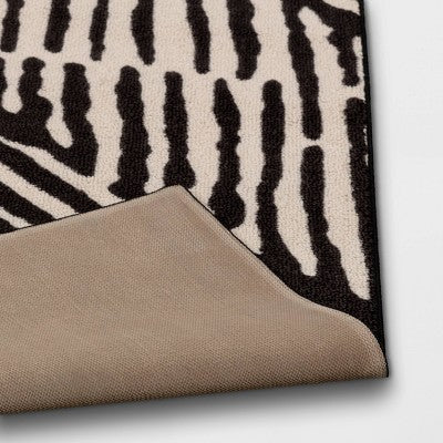  Abstract Lines Rug Black/Tan - Threshold™